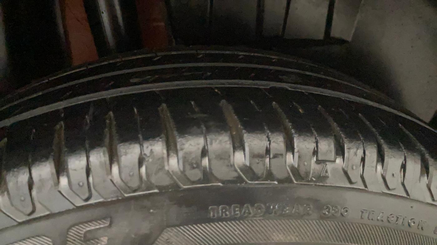 2019 Maruti Dzire ZXI, Petrol, Manual, 43,145 km, Right Rear Tyre Tread