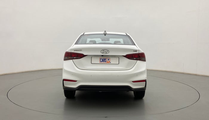 2017 Hyundai Verna 1.6 EX CRDI, Diesel, Manual, 66,535 km, Back/Rear