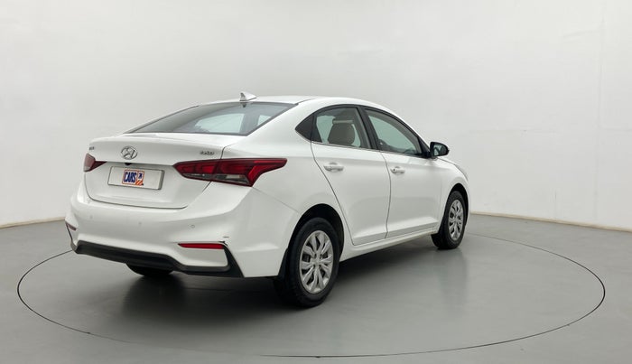 2017 Hyundai Verna 1.6 EX CRDI, Diesel, Manual, 66,535 km, Right Back Diagonal