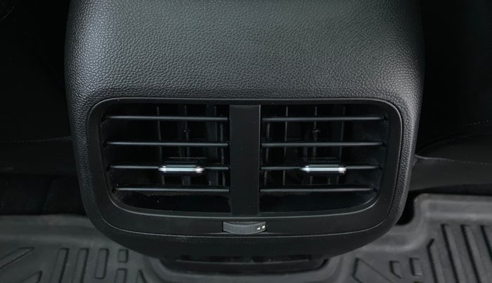 2020 MG HECTOR SHARP DCT PETROL, Petrol, Automatic, 17,655 km, Rear AC Vents