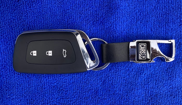 2020 MG HECTOR SHARP DCT PETROL, Petrol, Automatic, 17,655 km, Key Close Up