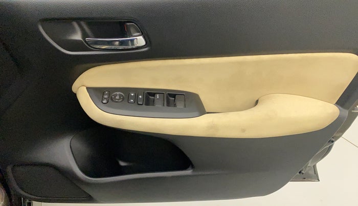 2021 Honda City 1.5L I-VTEC VX CVT, Petrol, Automatic, 13,784 km, Driver Side Door Panels Control
