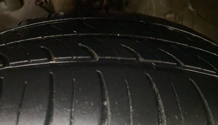 2013 Honda Amaze 1.2L I-VTEC VX, Petrol, Manual, 68,584 km, Left Front Tyre Tread