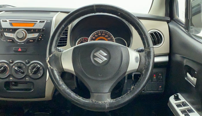 2014 Maruti Wagon R 1.0 VXI, Petrol, Manual, 98,390 km, Steering Wheel Close Up