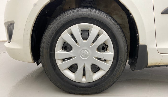 2013 Maruti Swift VXI, Petrol, Manual, 95,036 km, Left Front Wheel
