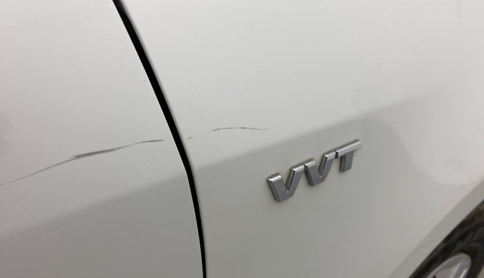 2013 Maruti Swift VXI, Petrol, Manual, 95,036 km, Right fender - Minor scratches