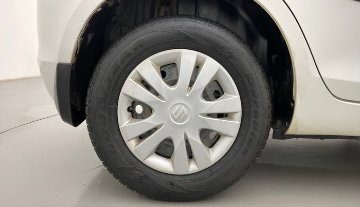 2013 Maruti Swift VXI, Petrol, Manual, 95,036 km, Right Rear Wheel