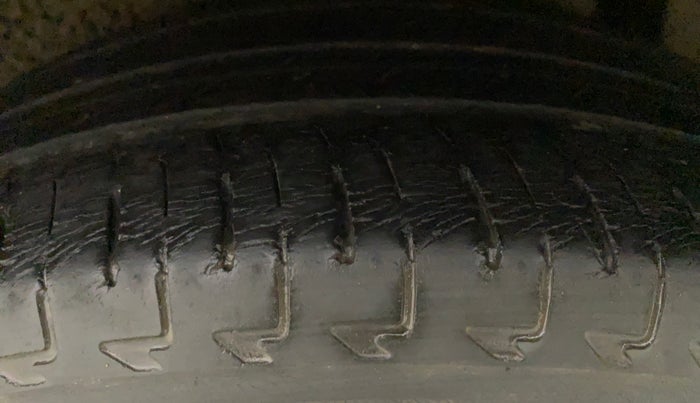 2017 Maruti IGNIS DELTA 1.2 AMT, Petrol, Automatic, 26,630 km, Left Rear Tyre Tread