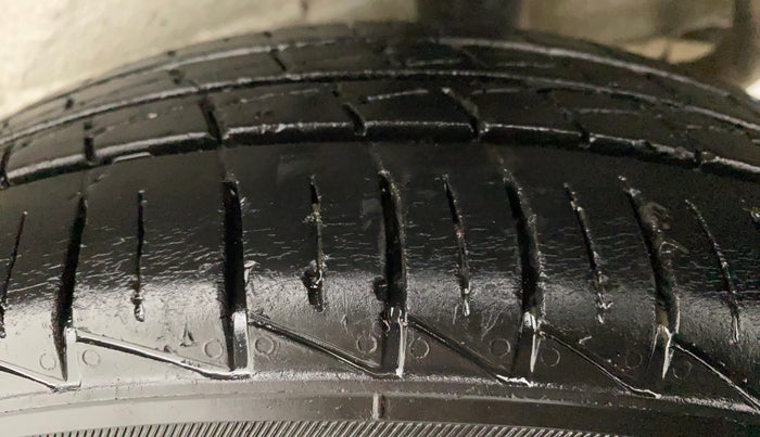 2020 Maruti S PRESSO LXI CNG, CNG, Manual, 48,146 km, Left Rear Tyre Tread