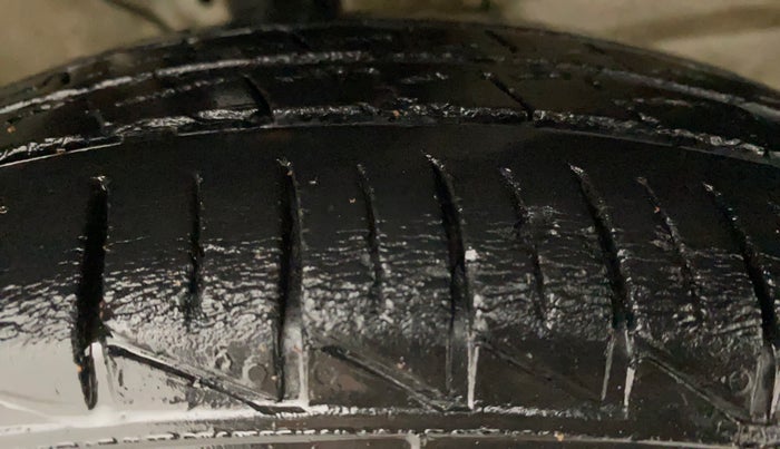 2020 Maruti S PRESSO LXI CNG, CNG, Manual, 48,146 km, Right Front Tyre Tread