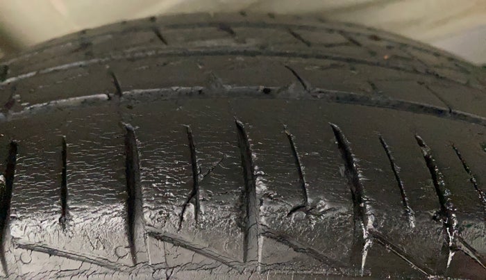 2020 Maruti S PRESSO LXI CNG, CNG, Manual, 48,146 km, Right Rear Tyre Tread