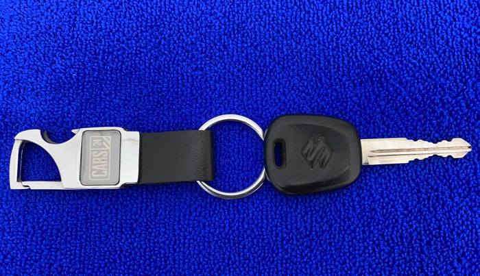 2020 Maruti S PRESSO LXI CNG, CNG, Manual, 48,146 km, Key Close Up