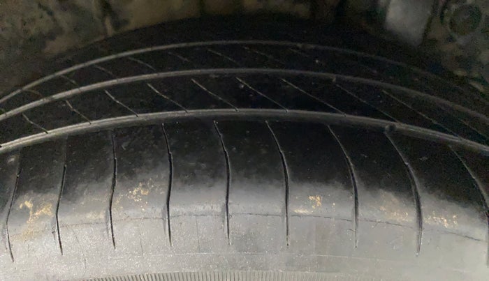 2016 Hyundai Elite i20 ASTA 1.2 (O), CNG, Manual, 98,801 km, Left Rear Tyre Tread