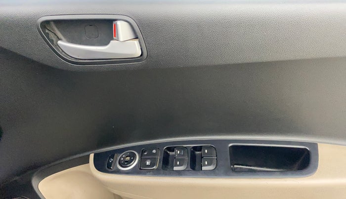 2016 Hyundai Grand i10 ASTA (O) 1.2 KAPPA VTVT, Petrol, Manual, 95,606 km, Driver Side Door Panels Control