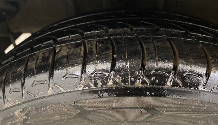 2020 Tata Tiago XZ PLUS PETROL, Petrol, Manual, 63,476 km, Right Rear Tyre Tread