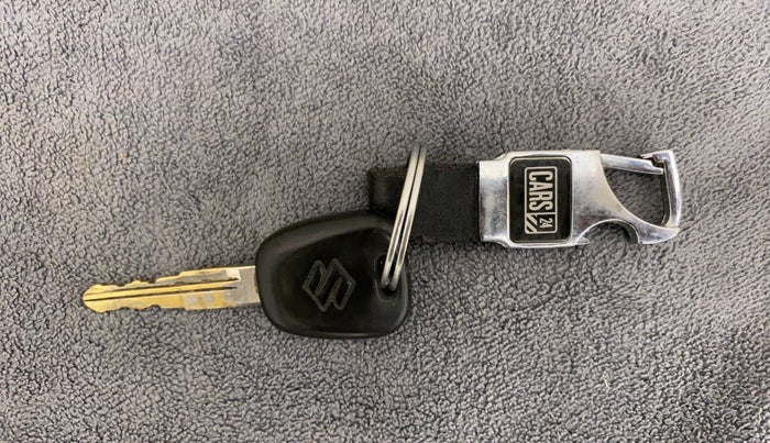 2018 Maruti Wagon R 1.0 LXI CNG, CNG, Manual, 60,667 km, Key Close Up