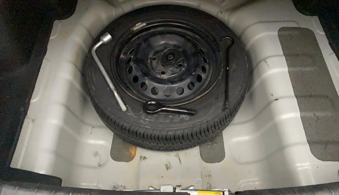 2014 Hyundai Xcent S 1.2, Petrol, Manual, 39,919 km, Spare Tyre
