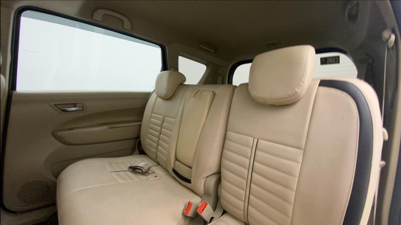 2018 Maruti Ertiga ZXI, Petrol, Manual, 37,249 km, Right Side Rear Door Cabin