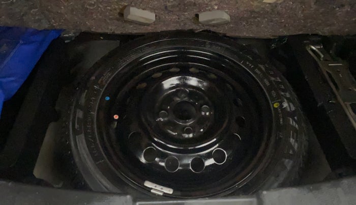 2015 Maruti Wagon R Stingray VXI, Petrol, Manual, 35,596 km, Spare Tyre