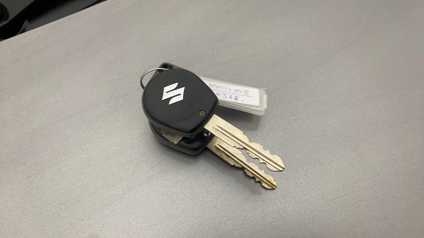 2015 Maruti Wagon R Stingray VXI, Petrol, Manual, 35,596 km, Key Close Up