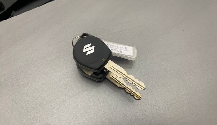 2015 Maruti Wagon R Stingray VXI, Petrol, Manual, 35,596 km, Key Close Up