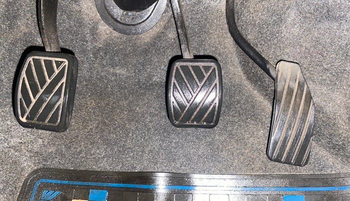 2015 Maruti Wagon R Stingray VXI, Petrol, Manual, 35,596 km, Pedals