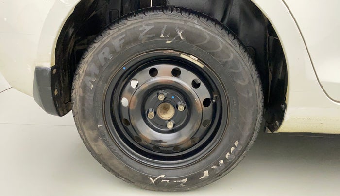 2014 Maruti Swift Dzire VDI, Diesel, Manual, 87,503 km, Right Rear Wheel