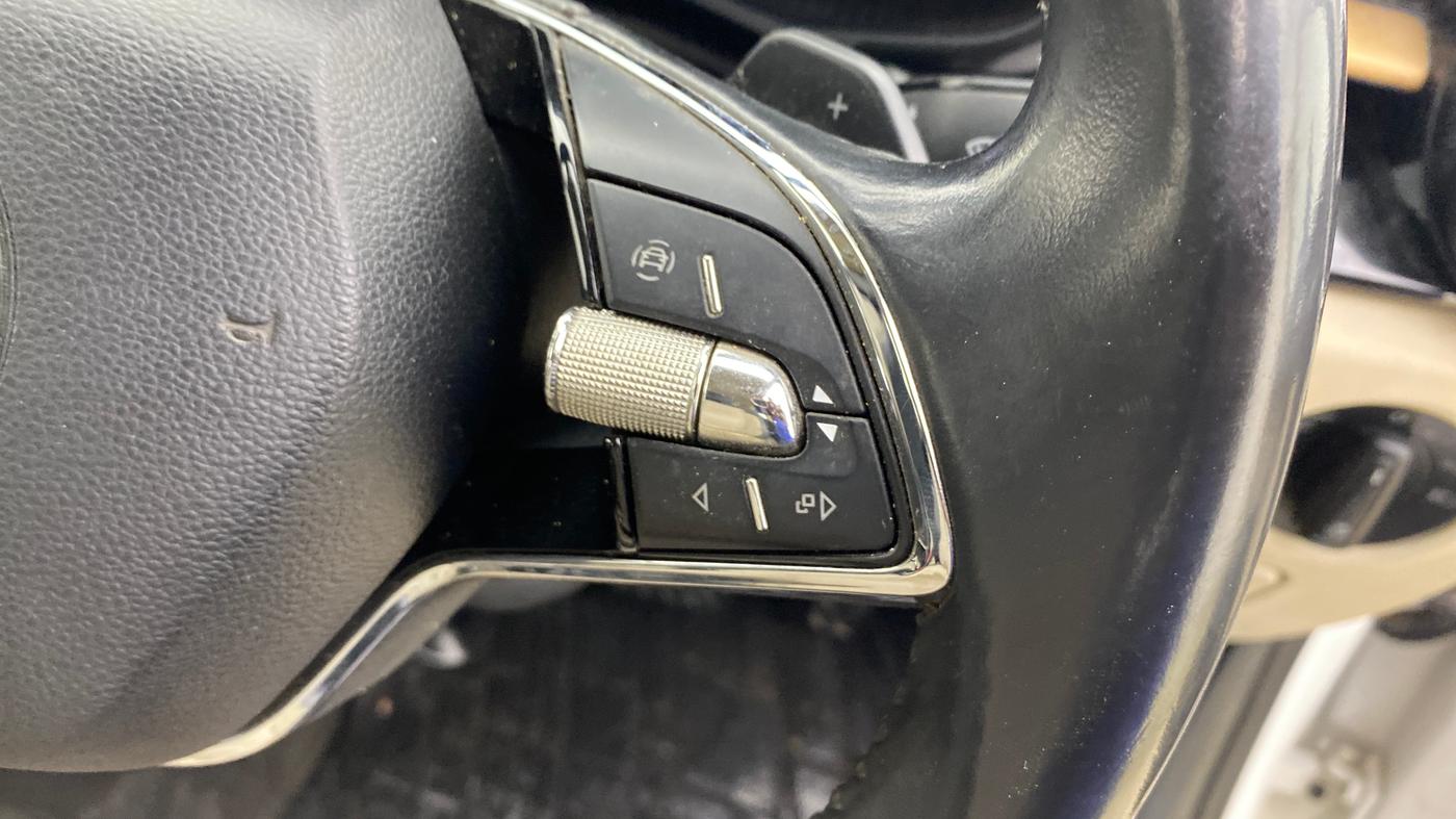 2022 Skoda SLAVIA STYLE 1.0L TSI AT, Petrol, Automatic, 69,082 km, Adaptive Cruise Control