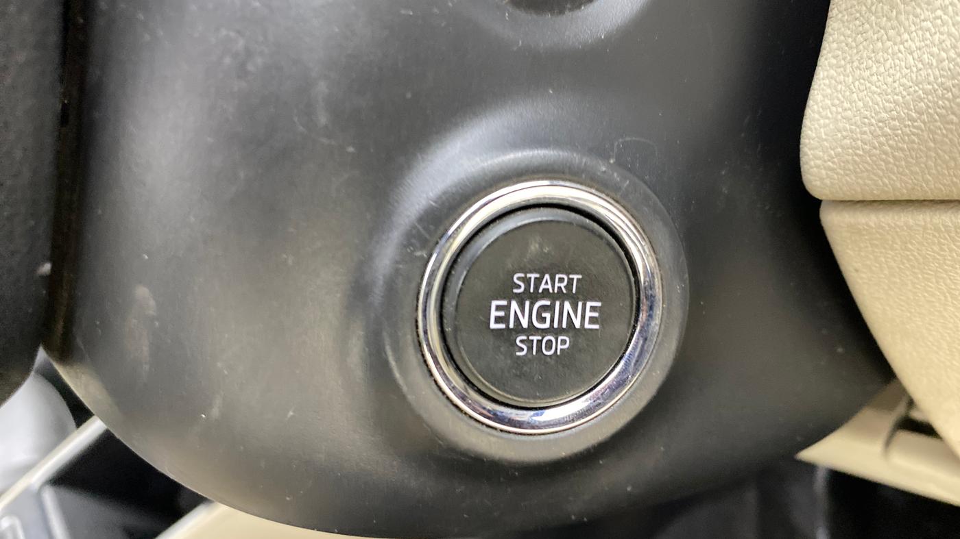 2022 Skoda SLAVIA STYLE 1.0L TSI AT, Petrol, Automatic, 69,082 km, Keyless Start/ Stop Button