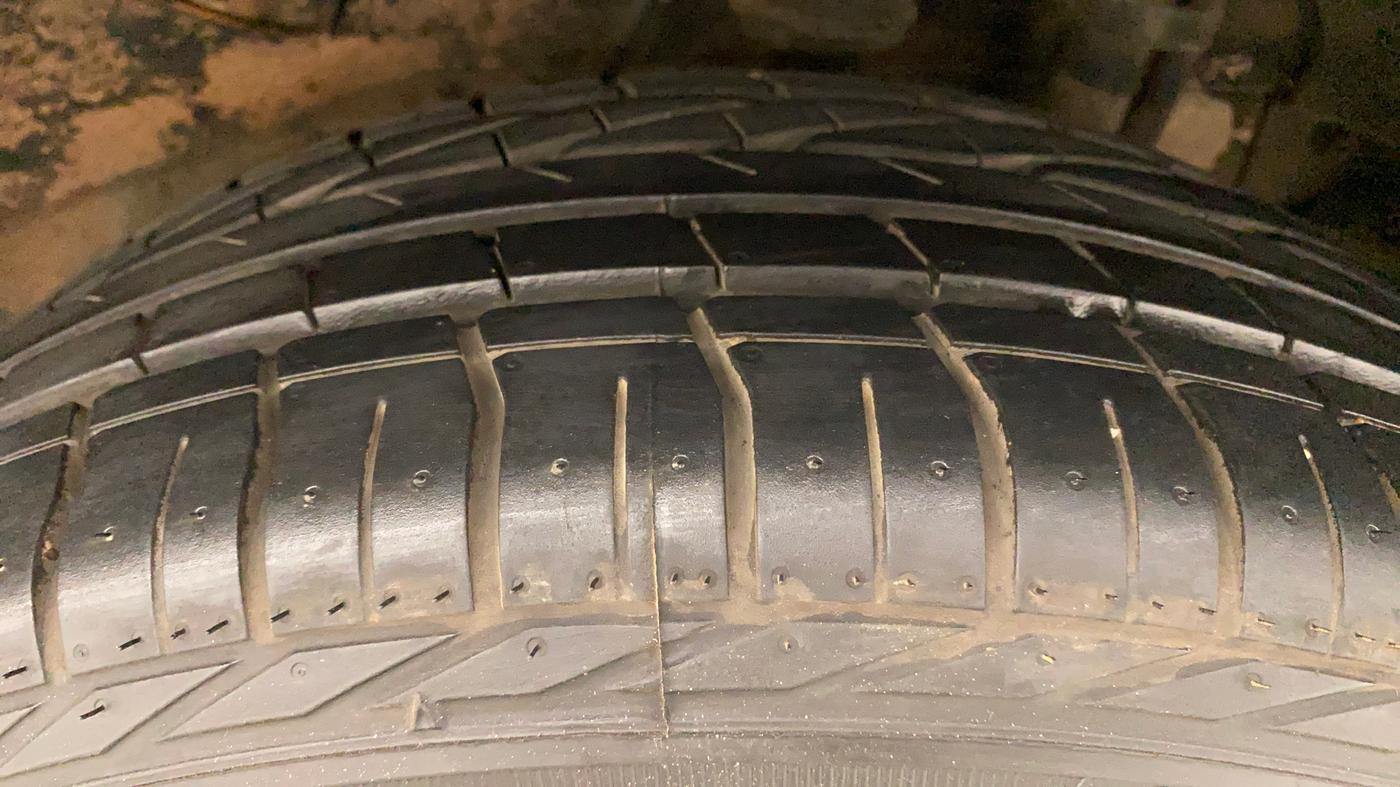 2018 Tata NEXON XZA PLUS DIESEL, Diesel, Automatic, 33,381 km, Left Rear Tyre Tread