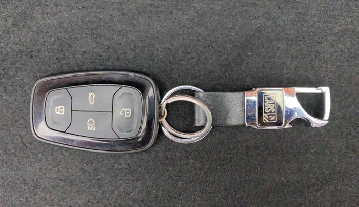 2018 Tata NEXON XZA PLUS DIESEL, Diesel, Automatic, 33,381 km, Key Close Up