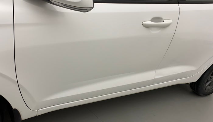 2020 Hyundai GRAND I10 NIOS SPORTZ AMT 1.2 KAPPA VTVT, Petrol, Automatic, 19,796 km, Front passenger door - Slightly dented