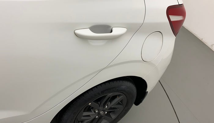 2020 Hyundai GRAND I10 NIOS SPORTZ AMT 1.2 KAPPA VTVT, Petrol, Automatic, 19,796 km, Left quarter panel - Slightly dented