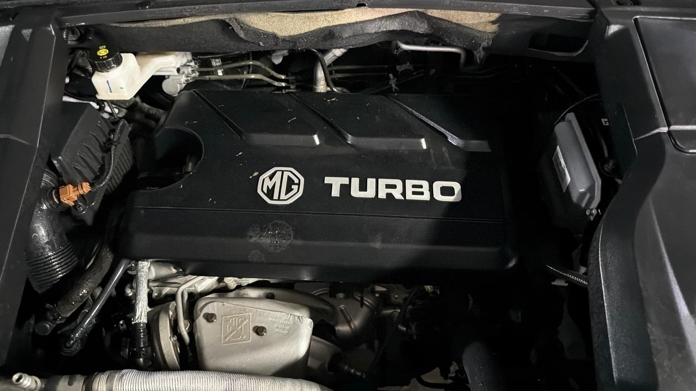 2024 MG HECTOR PLUS SHARP PRO 1.5 TURBO MT 7 STR, Petrol, Manual, 13,842 km, Engine View