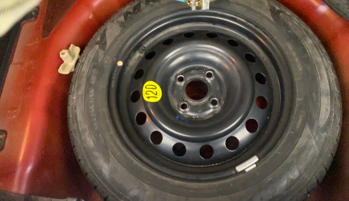 2017 Hyundai Elite i20 ASTA 1.2 (O), Petrol, Manual, 1,16,661 km, Spare Tyre