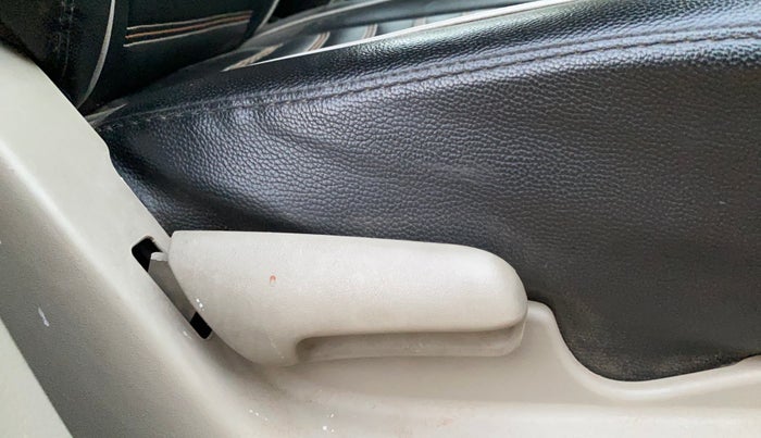 2017 Maruti Celerio ZXI, CNG, Manual, 87,265 km, Driver Side Adjustment Panel