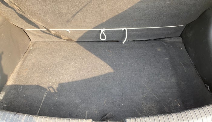 2014 Hyundai Grand i10 SPORTZ 1.2 KAPPA VTVT, Petrol, Manual, 40,871 km, Boot Inside