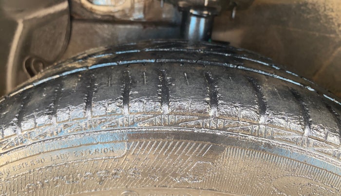 2014 Hyundai Grand i10 SPORTZ 1.2 KAPPA VTVT, Petrol, Manual, 40,871 km, Left Front Tyre Tread