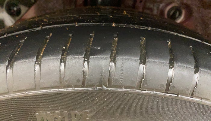 2019 Hyundai Elite i20 ASTA (O) CVT, Petrol, Automatic, 60,493 km, Right Rear Tyre Tread