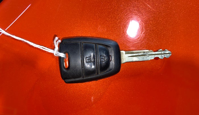 2018 Hyundai Grand i10 SPORTZ 1.2 KAPPA VTVT, Petrol, Manual, 63,943 km, Key Close Up