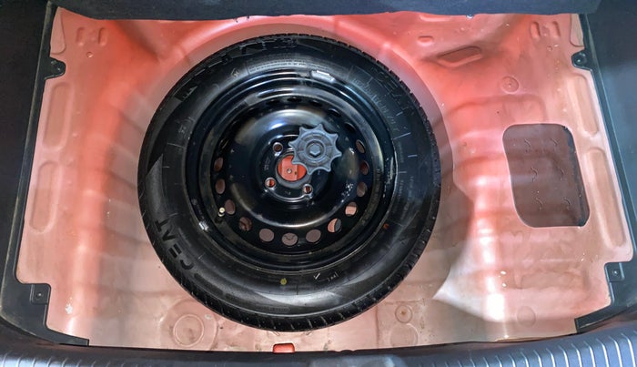 2018 Hyundai Grand i10 SPORTZ 1.2 KAPPA VTVT, Petrol, Manual, 63,943 km, Spare Tyre