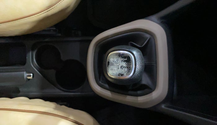 2018 Hyundai Grand i10 SPORTZ 1.2 KAPPA VTVT, Petrol, Manual, 63,943 km, Gear Lever