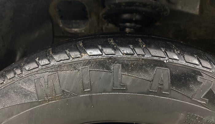 2016 Hyundai Grand i10 MAGNA 1.1 CRDI, Diesel, Manual, 94,677 km, Left Front Tyre Tread