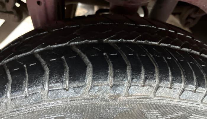 2014 Maruti Alto K10 VXI, Petrol, Manual, 1,02,791 km, Right Rear Tyre Tread