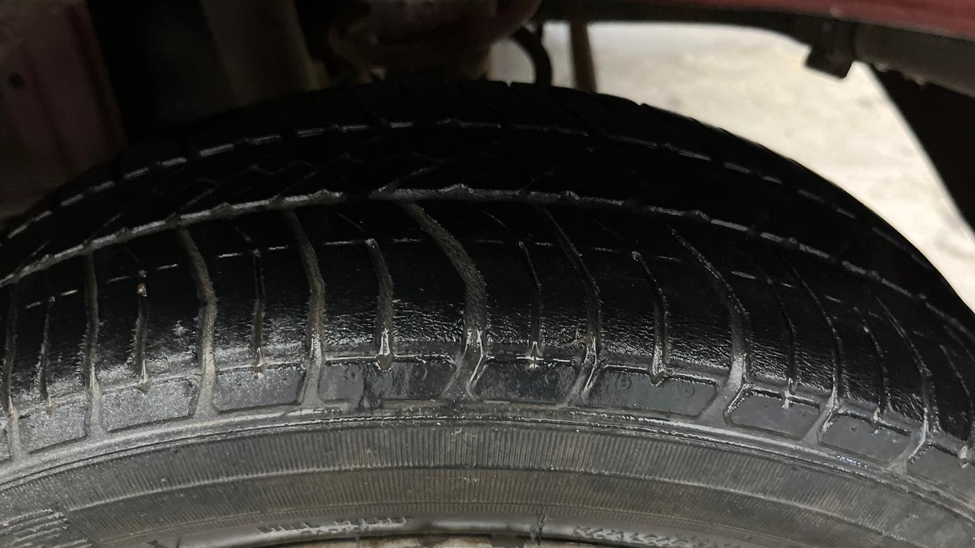 2014 Maruti Alto K10 VXI, Petrol, Manual, 1,02,791 km, Left Rear Tyre Tread