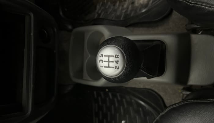2014 Maruti Alto K10 VXI, Petrol, Manual, 1,02,791 km, Gear Lever