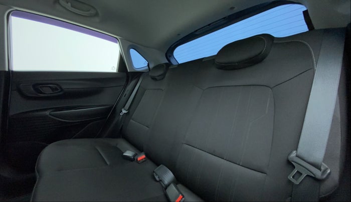 2020 Hyundai NEW I20 SPORTZ 1.5 MT, Diesel, Manual, 35,792 km, Right Side Rear Door Cabin