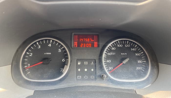 2014 Renault Duster RXE PETROL, Petrol, Manual, 1,47,587 km, Odometer Image