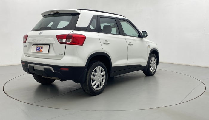 2016 Maruti Vitara Brezza VDI OPT, Diesel, Manual, 1,10,954 km, Right Back Diagonal (45- Degree) View
