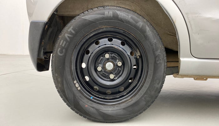 2012 Maruti A Star VXI, Petrol, Manual, 78,076 km, Right Rear Wheel